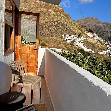 Abrazo De Tamadaba Agaete (Gran Canaria)