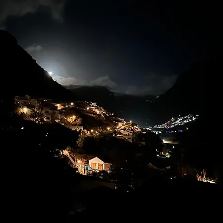 Abrazo De Tamadaba Agaete (Gran Canaria)